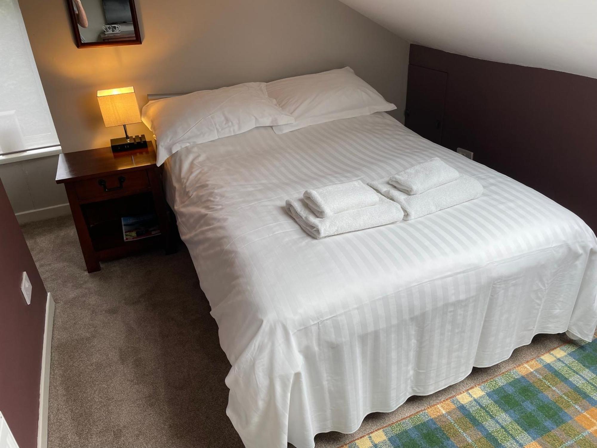 The Shore House 3*
